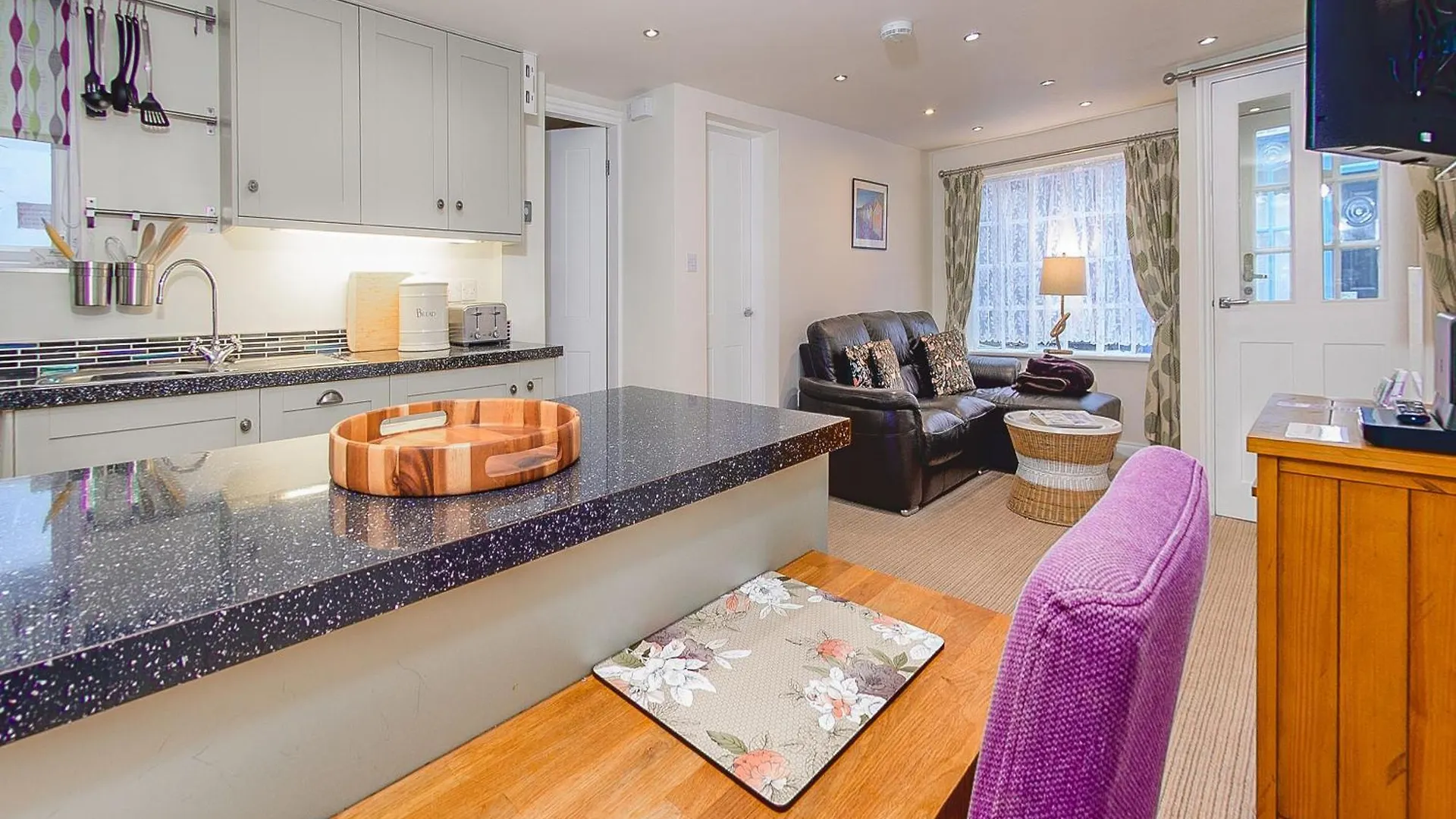 The Old Surgery, Central Cosy Cottage In The Heart Of Whitby