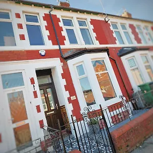 https://cwmdare-house-home-near-city-centre.cardiffhotelswales.com